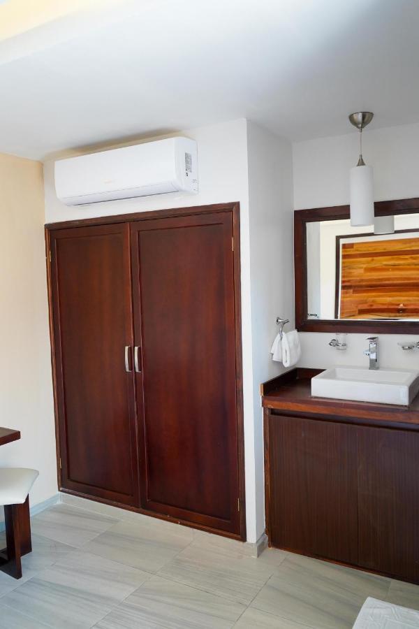 Framfor Inn Chetumal Esterno foto