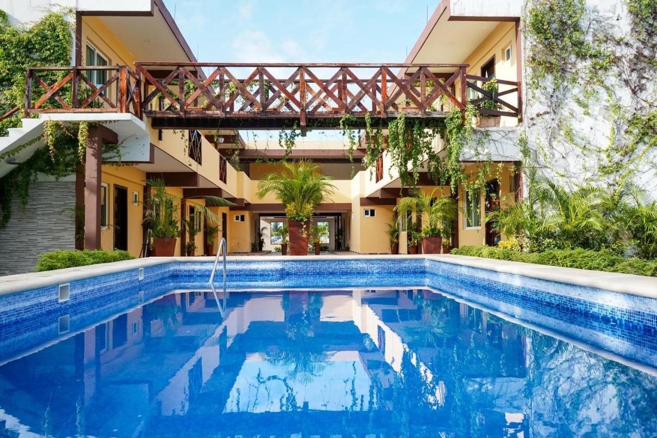 Framfor Inn Chetumal Esterno foto