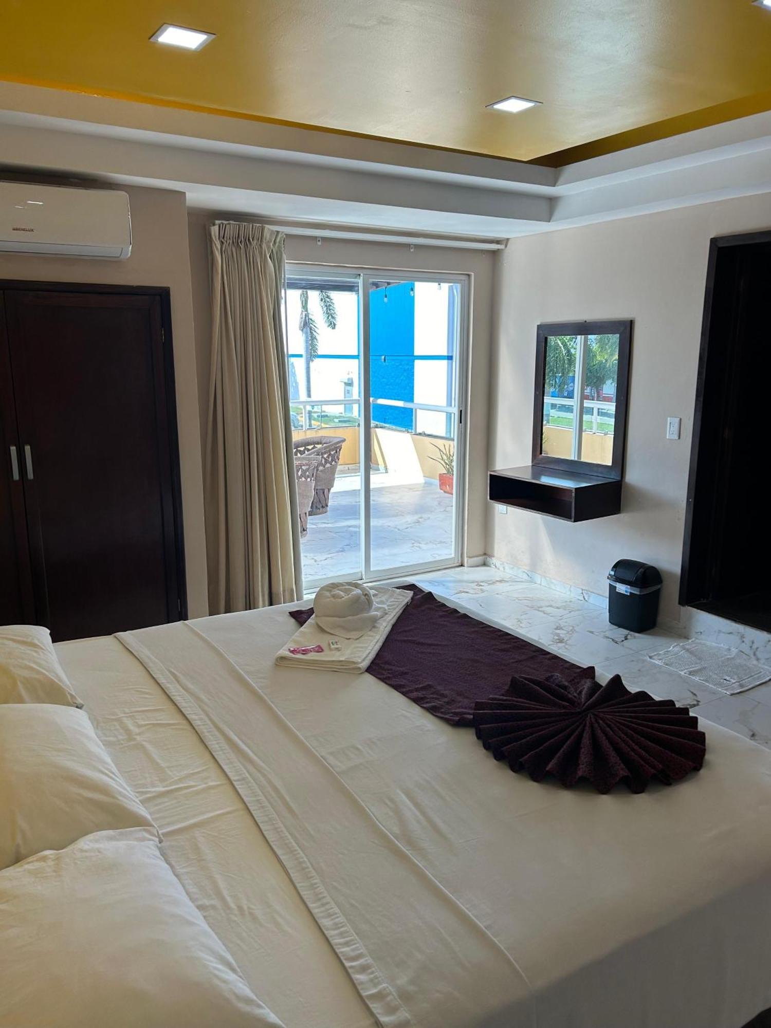 Framfor Inn Chetumal Esterno foto