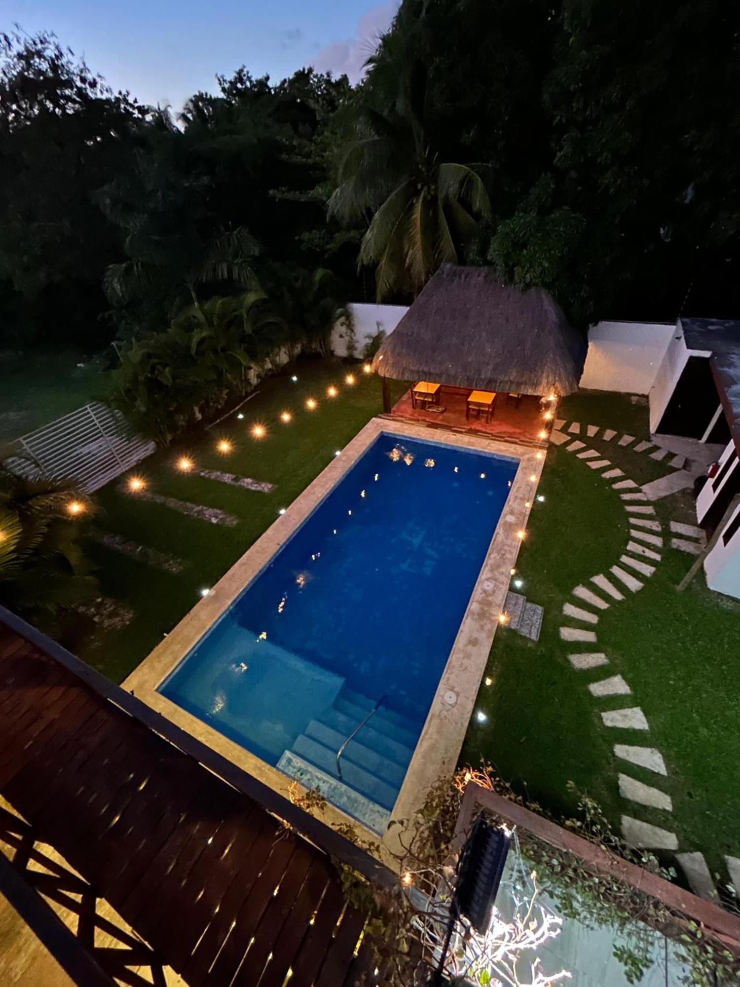 Framfor Inn Chetumal Esterno foto